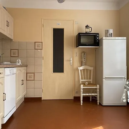 755 -maison En Pierre A Proche De La Villa *
