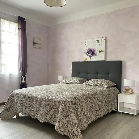 755 -maison En Pierre A Proche De La