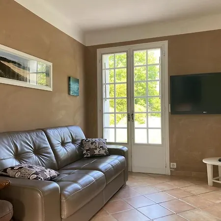 Villa 755 -maison En Pierre A Proche De La